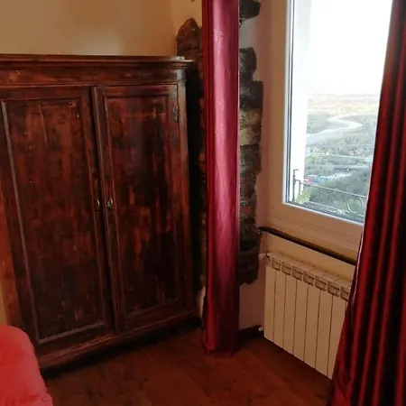 Vezzhouse Vezzano Ligure