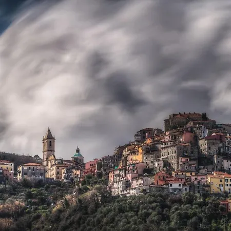 Vezzhouse Vezzano Ligure